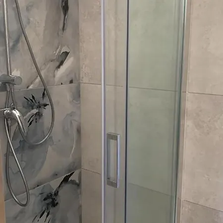 Hébergement de vacances Maison Neuve Avec Piscine *