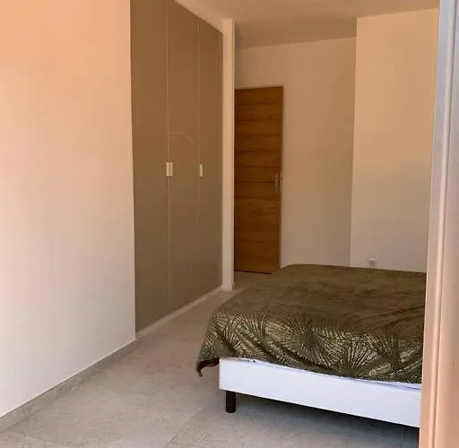 Maison Neuve Avec Piscine