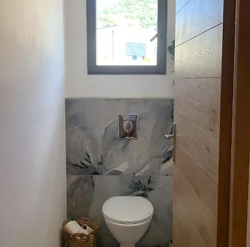 Maison Neuve Avec Piscine Feriehus *