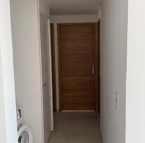 Feriehus Maison Neuve Avec Piscine *